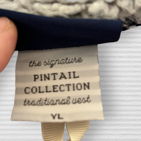 Properly Tied Sherpa Vest - Picture 4 of 6